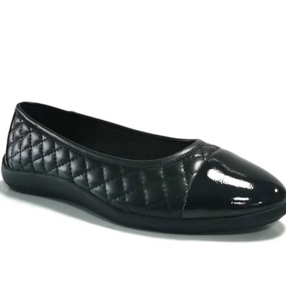 Black Ballet Flats